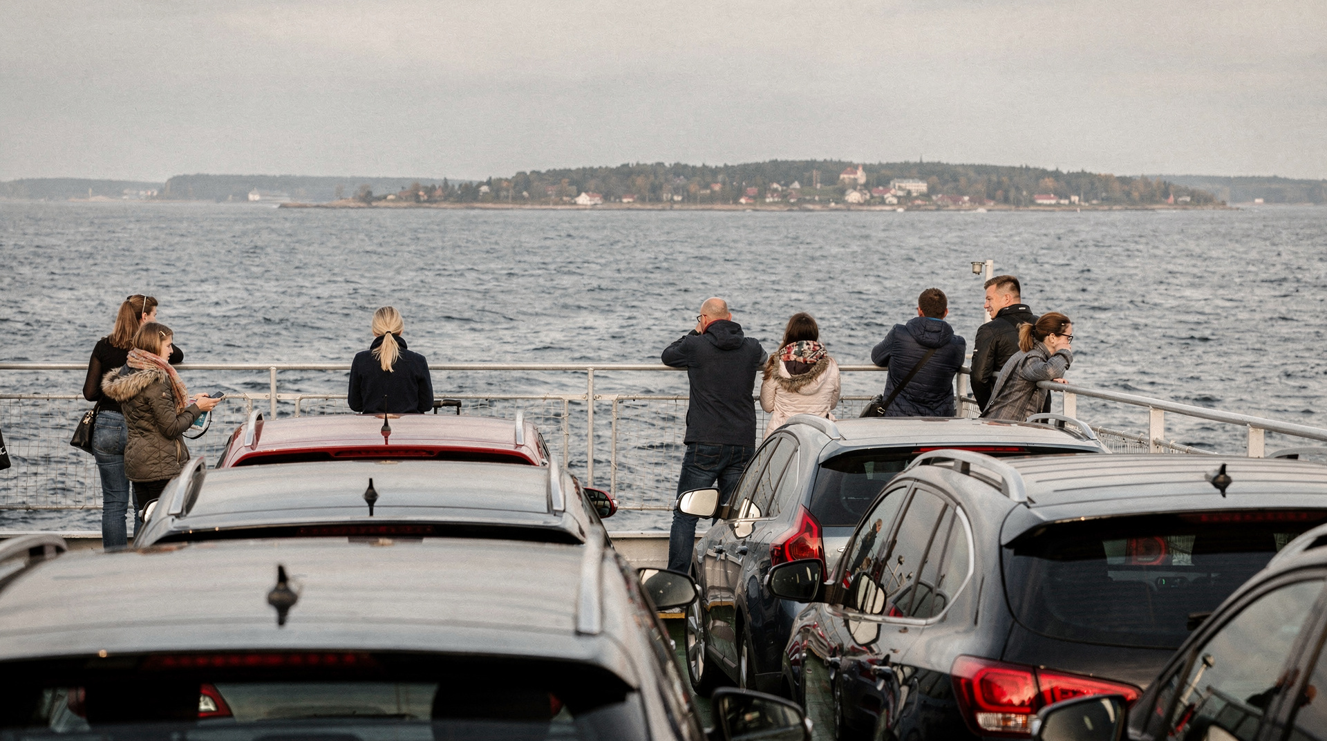Saaremaa from Tallinn: day trip or overnight? The honest guide